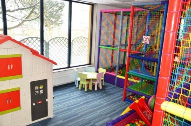 Apartamentyprzymorzu 010 Z Basenem Tarasem I Ogrodkiem Kolobrzeg Ngoại thất bức ảnh